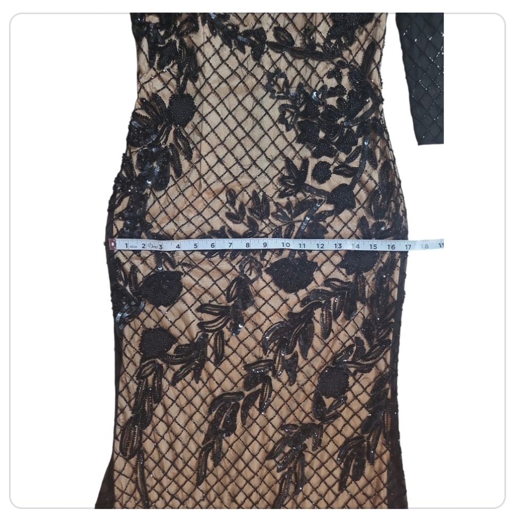Elegant Black Lace Overlay Long Sleeve Evening Dress - Picture 8 of 13